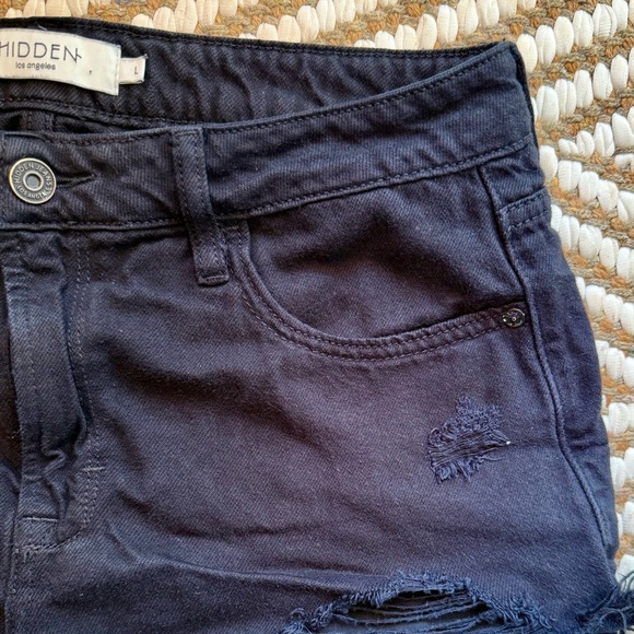 Hidden black Jean shorts Large - Picture 3 of 6